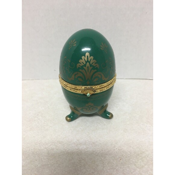 Vintage Green With Gold Accents Footed Egg Trinket Box - Picture 1 of 5